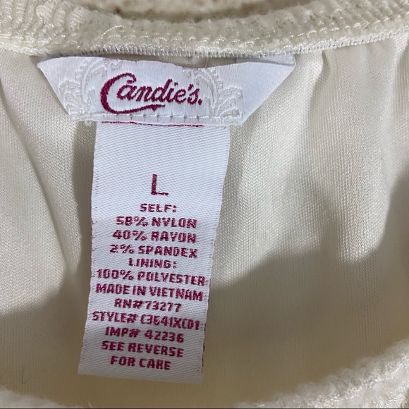 Candie’s lace inset cream long sleeve size large - Picture 3 of 9